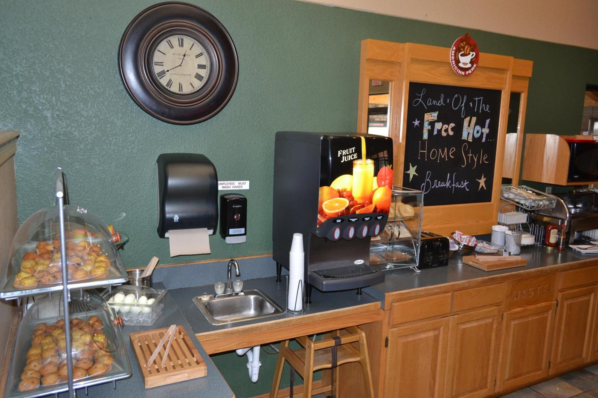 Cobblestone Hotel & Suites - Wisconsin Rapids Ngoại thất bức ảnh