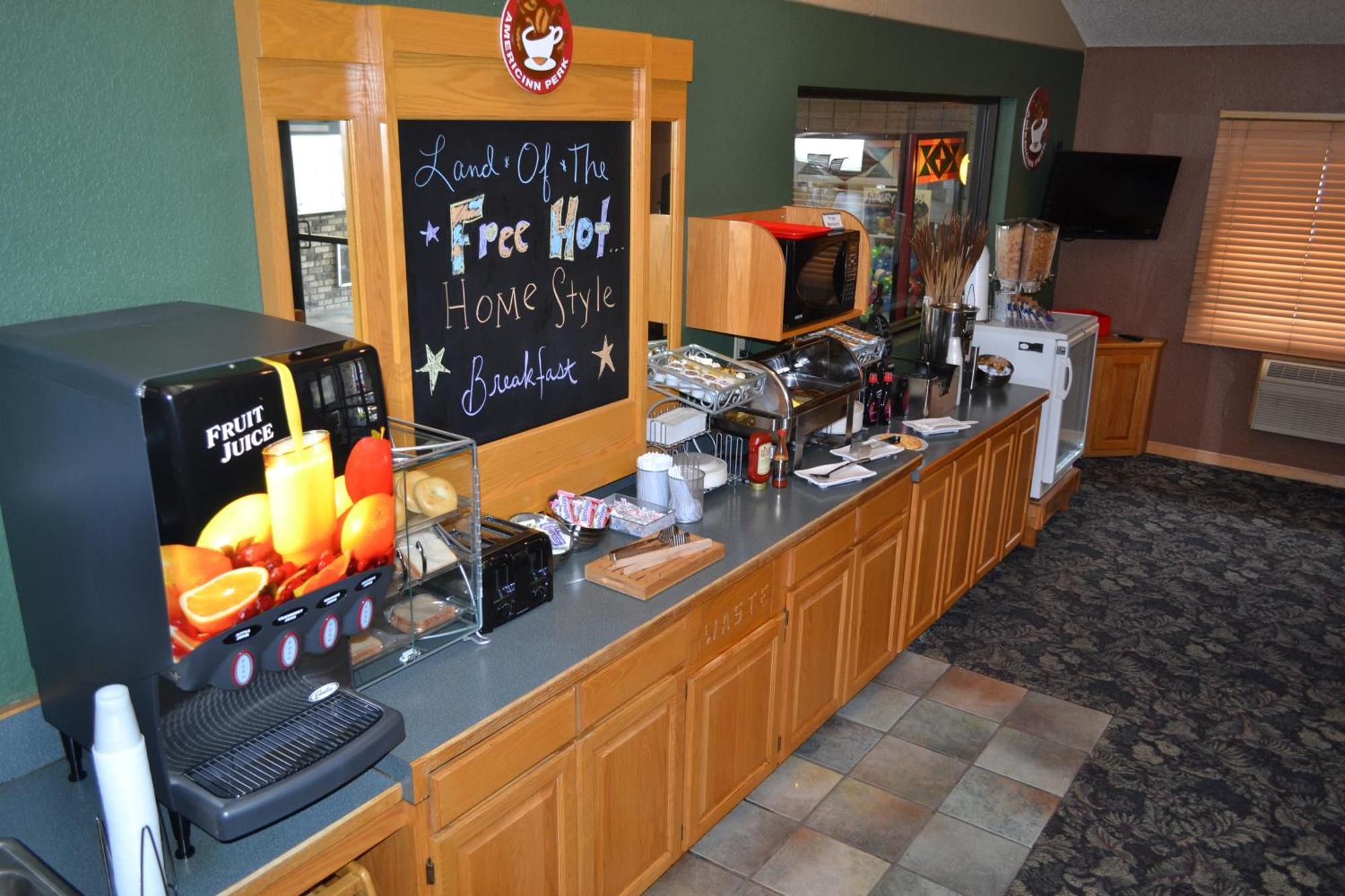Cobblestone Hotel & Suites - Wisconsin Rapids Ngoại thất bức ảnh