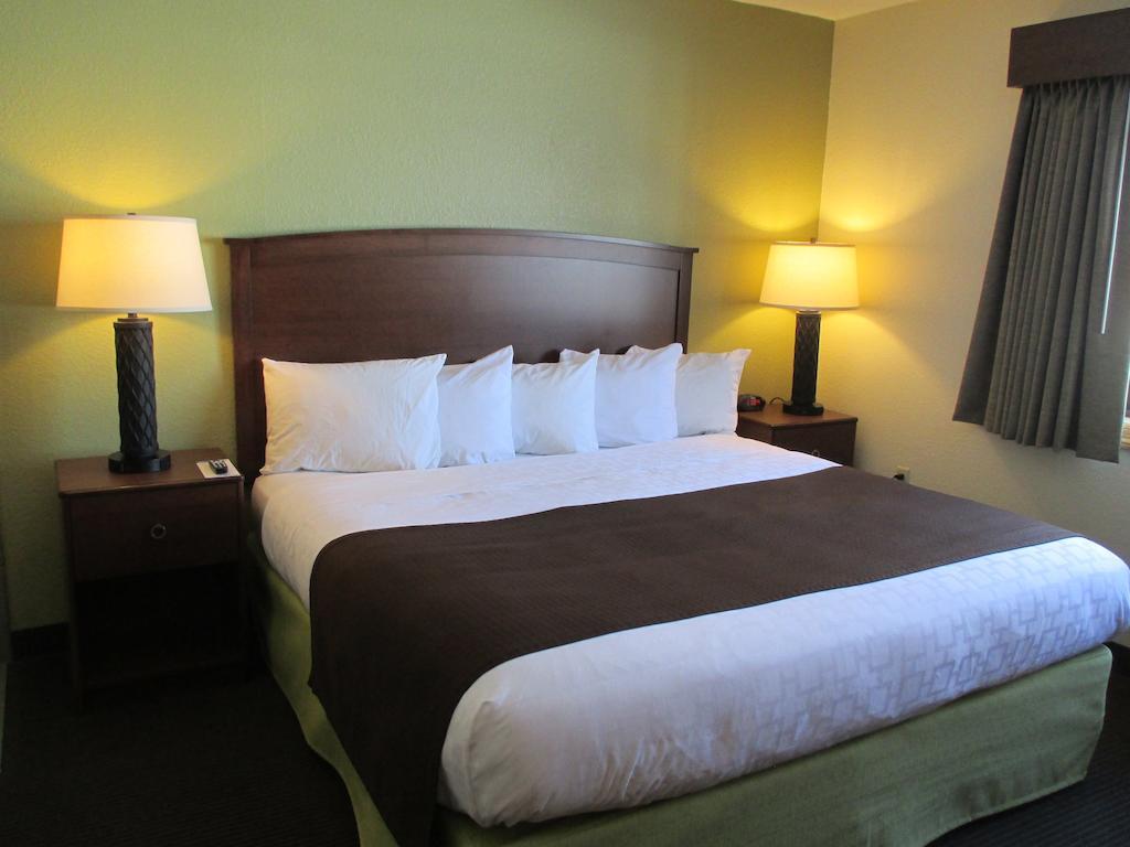 Cobblestone Hotel & Suites - Wisconsin Rapids Ngoại thất bức ảnh