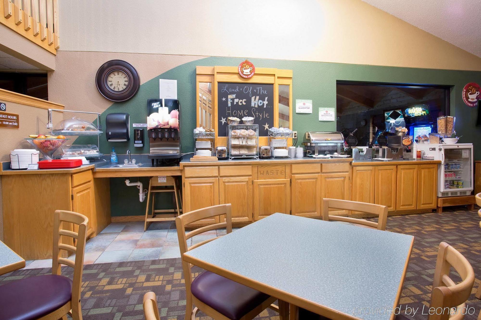 Cobblestone Hotel & Suites - Wisconsin Rapids Ngoại thất bức ảnh