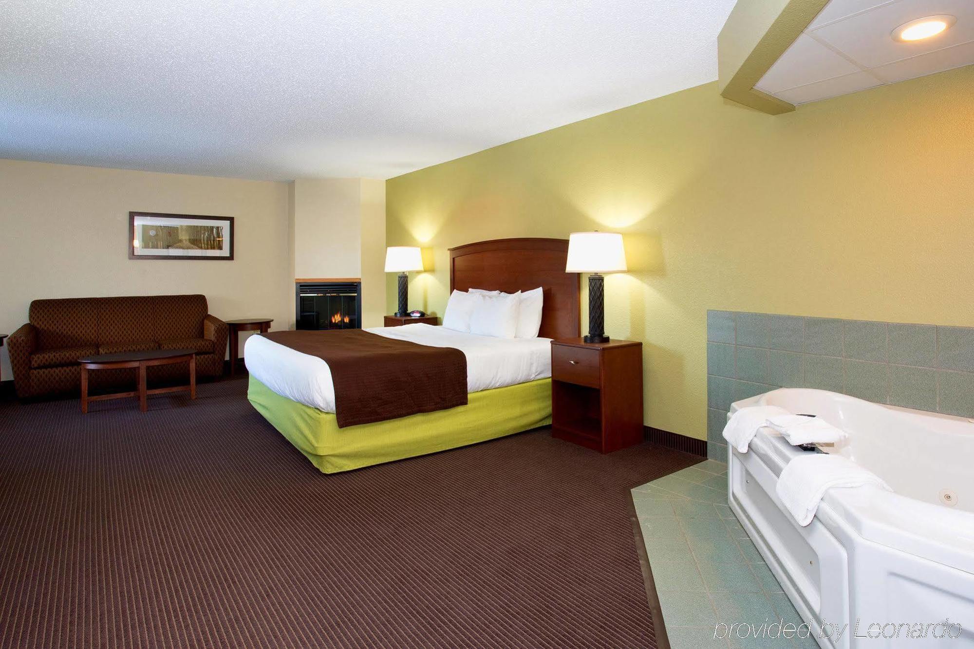 Cobblestone Hotel & Suites - Wisconsin Rapids Ngoại thất bức ảnh