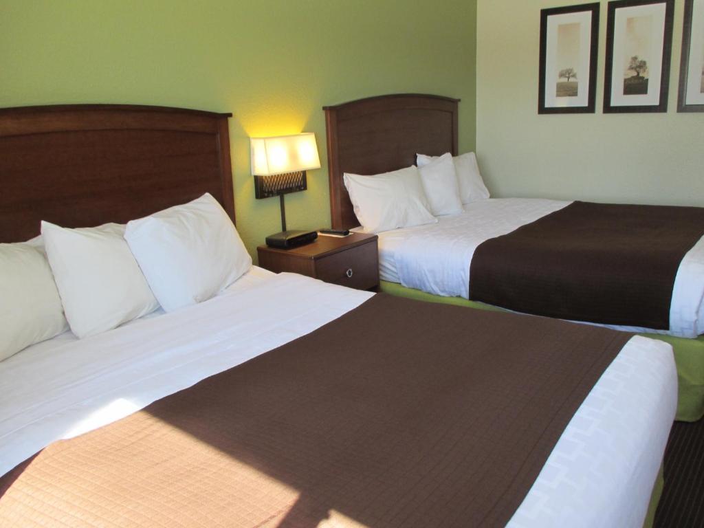 Cobblestone Hotel & Suites - Wisconsin Rapids Phòng bức ảnh