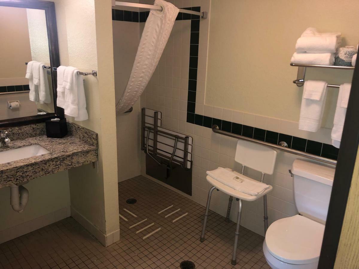 Cobblestone Hotel & Suites - Wisconsin Rapids Ngoại thất bức ảnh
